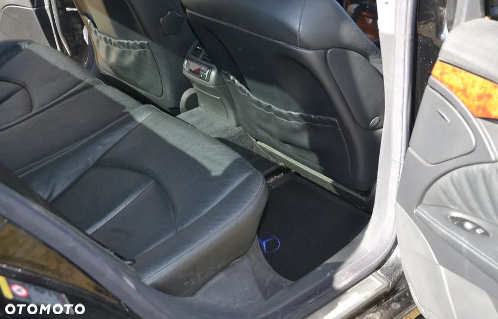 Mercedes-Benz Klasa E - 8