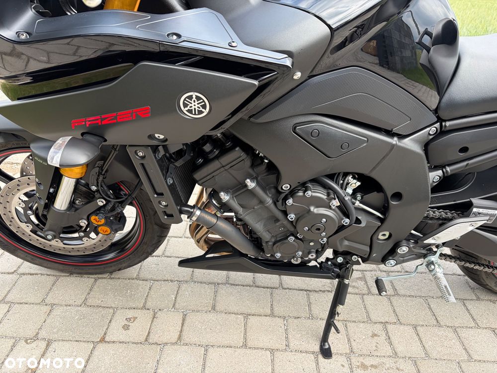Yamaha FZ8 - 9