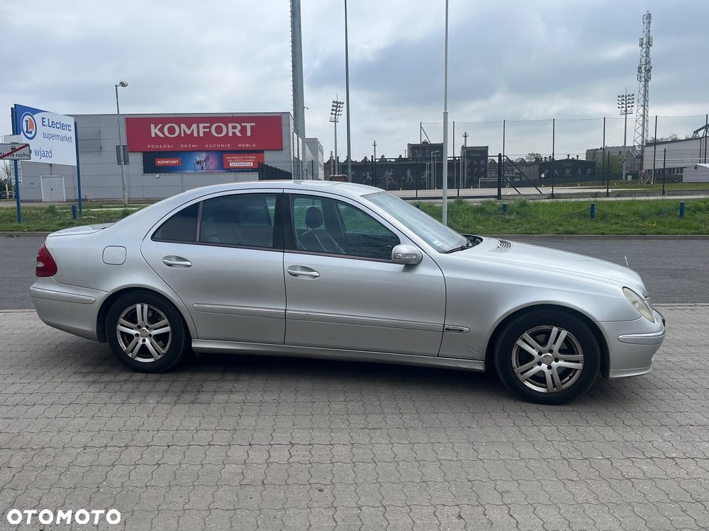 Mercedes-Benz Klasa E 280 CDI Avantgarde DPF - 9