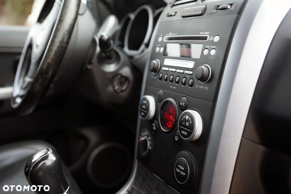 Suzuki Grand Vitara 1.9 DDiS De luxe - 19