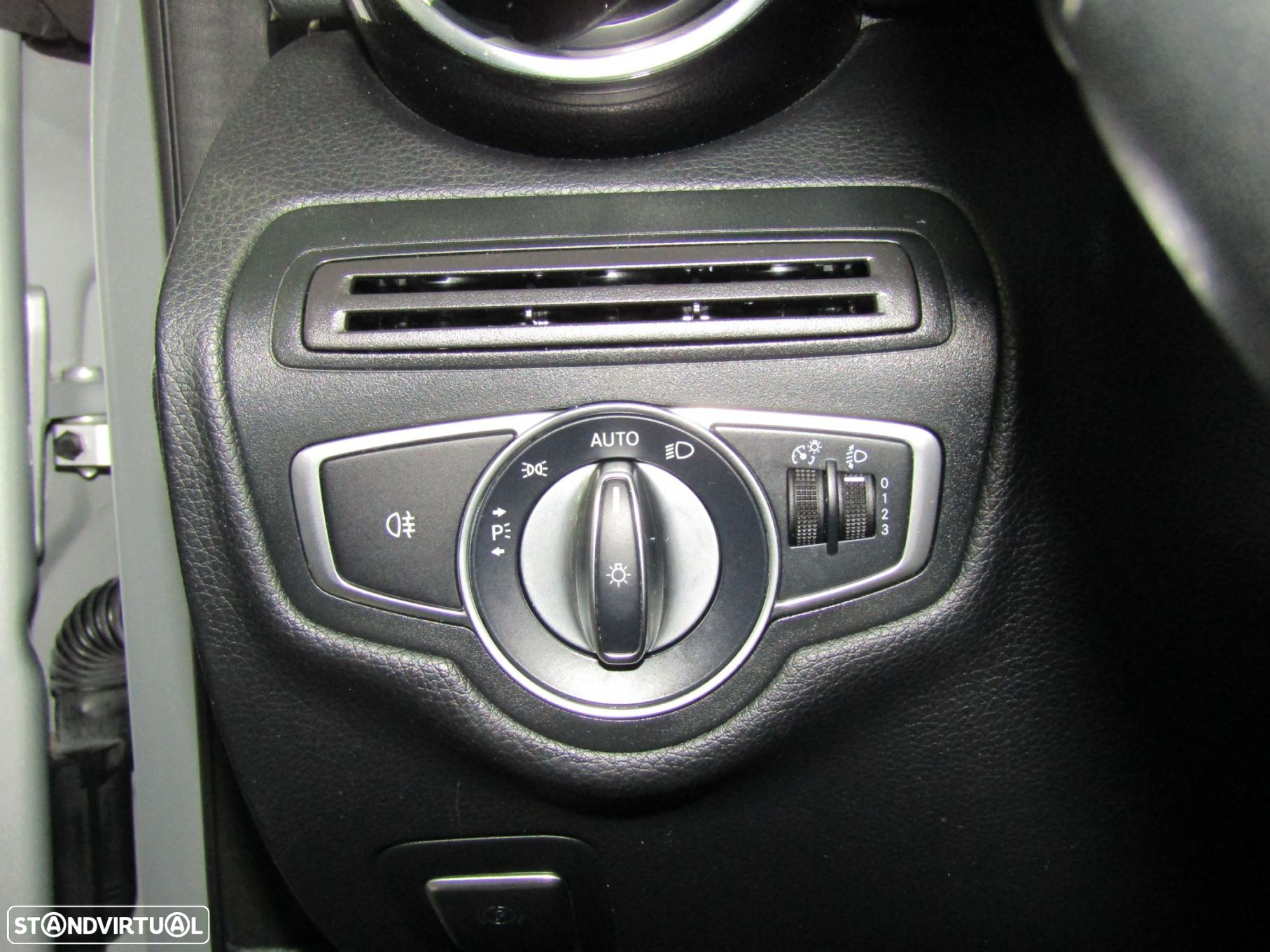 Mercedes-Benz C 200 d Avantgarde - 16