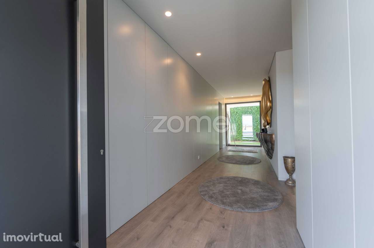 Moradia individual T4 com piscina interior de água aquecida. - Grande imagem: 3/60