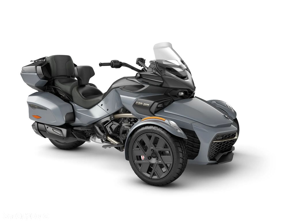 Can-Am Spyder - 1
