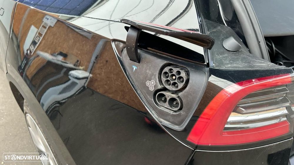 Tesla Model Y Long Range Tração Integral - 10