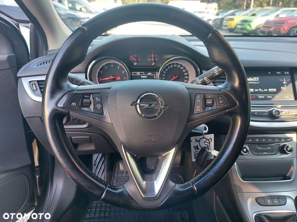 Opel Astra - 12