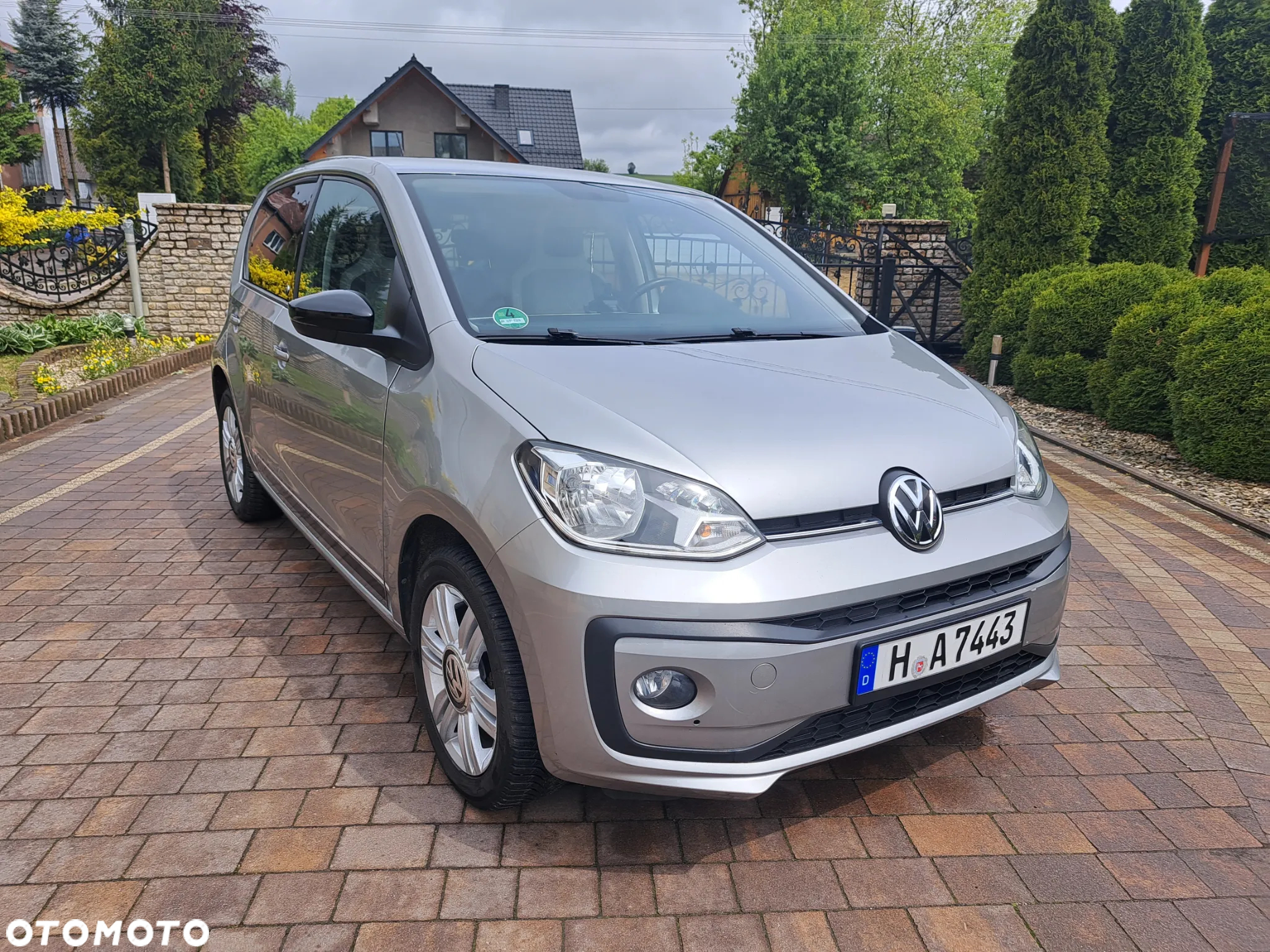 Volkswagen up! (BlueMotion Technology) beats - 19