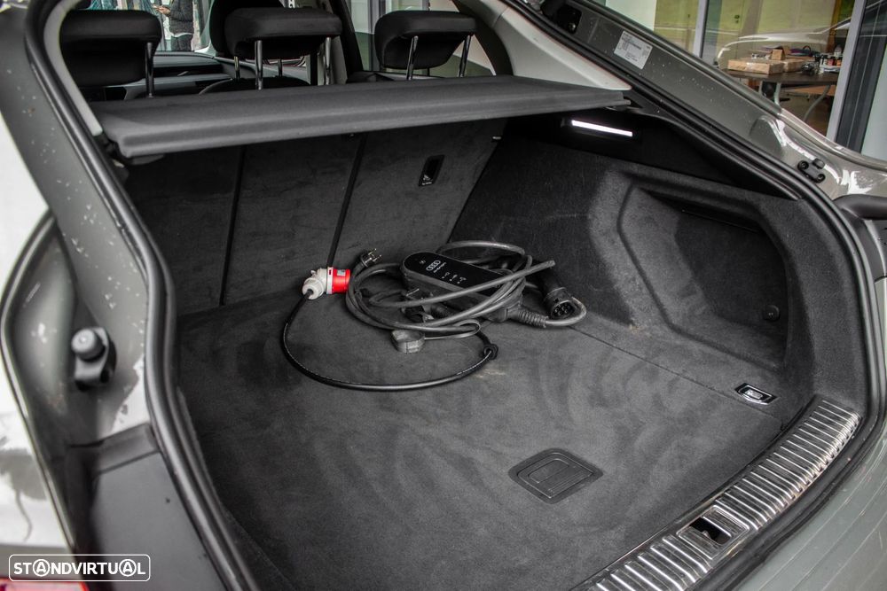 Audi Q8 e-Tron Sportback 55 quattro advanced - 28