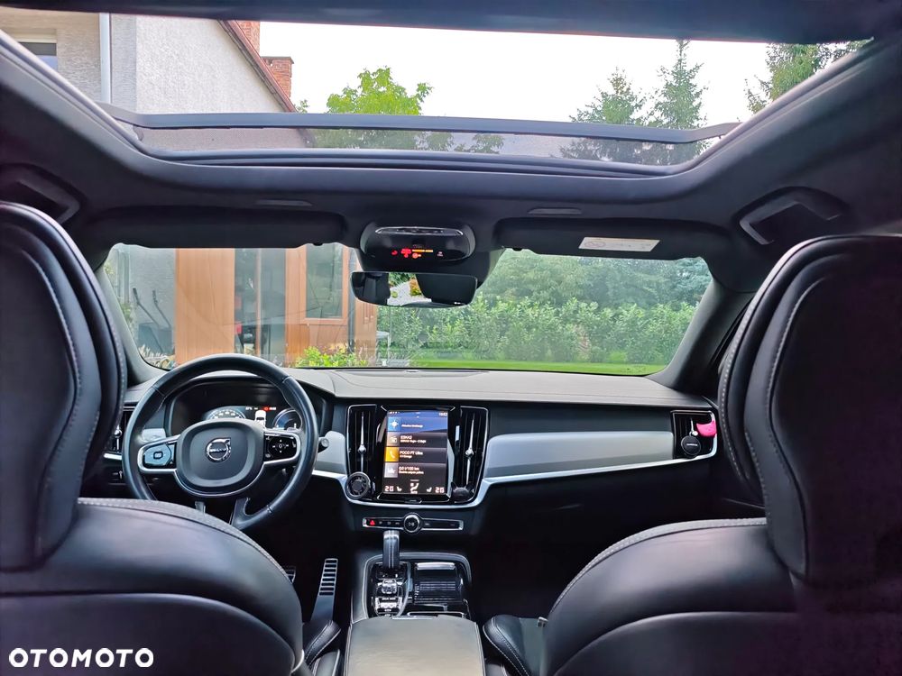 Volvo V90 - 16