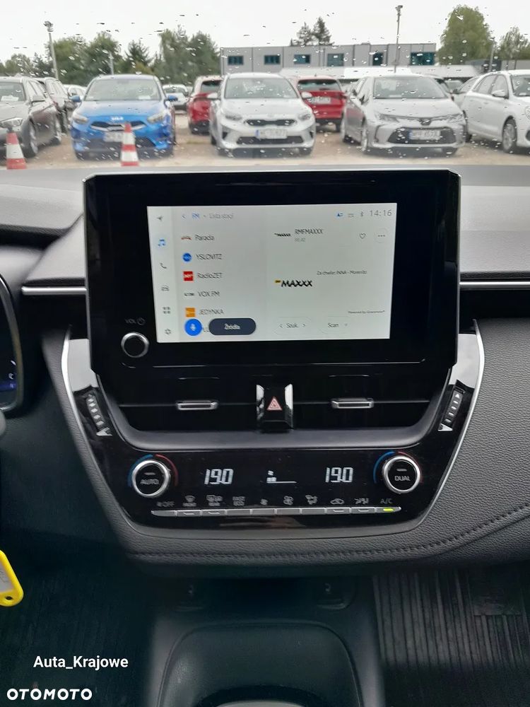 Toyota Corolla 1.5 Comfort - 13
