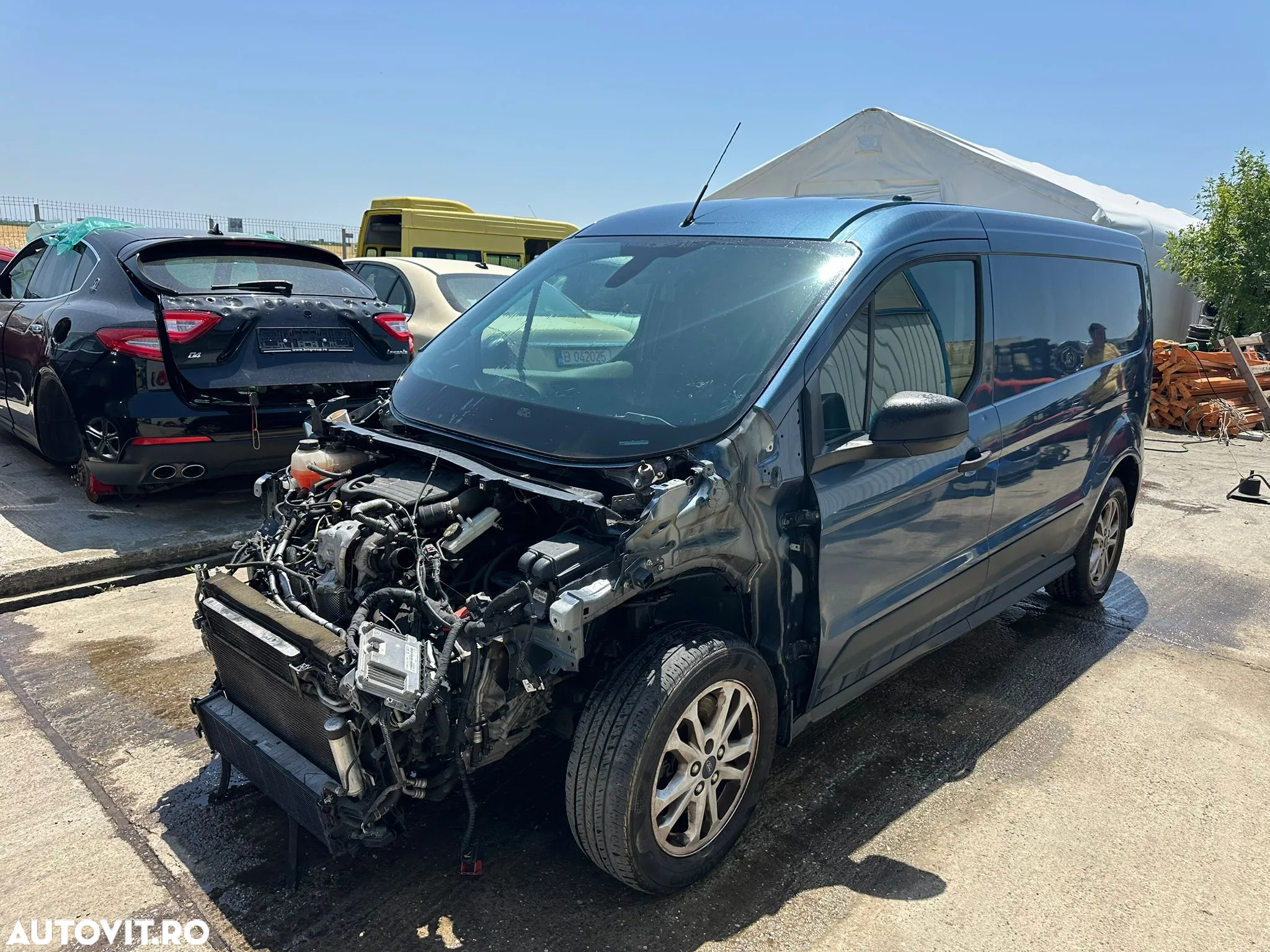 Dezmembrari Ford Transit Connect / 1.5tdci / 2020 - 4
