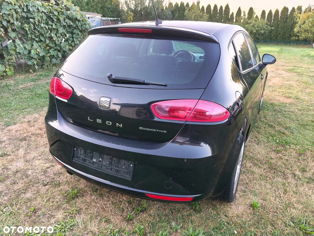 Seat Leon 2012 photo 5
