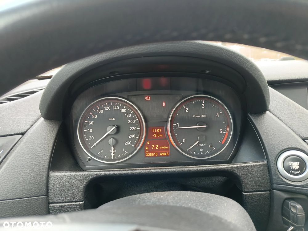 BMW X1 xDrive20d - 12