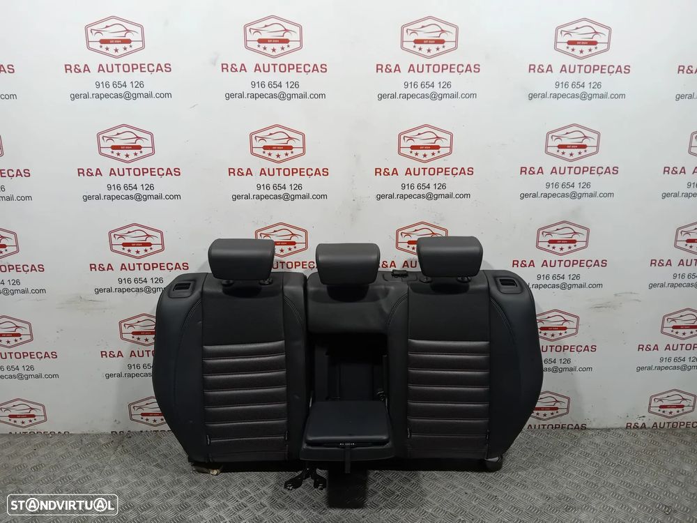 Conjunto de Bancos Alfa Romeo Giulietta em Pele com Costura Vermelha Original - 5