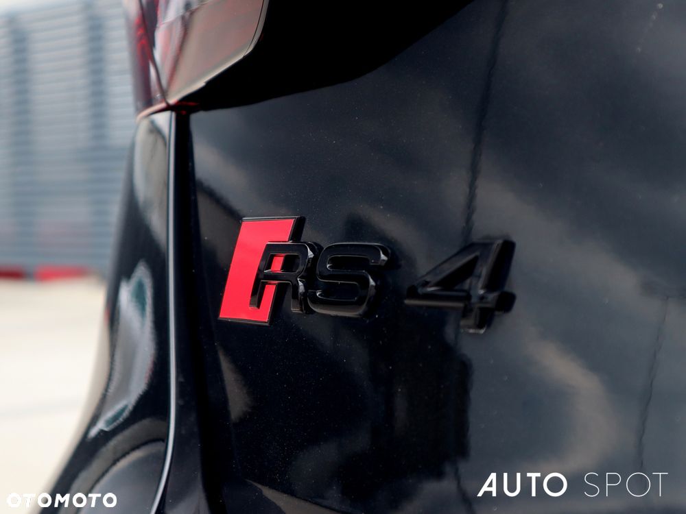 Audi RS4 Avant TFSI Quattro Tiptronic - 7
