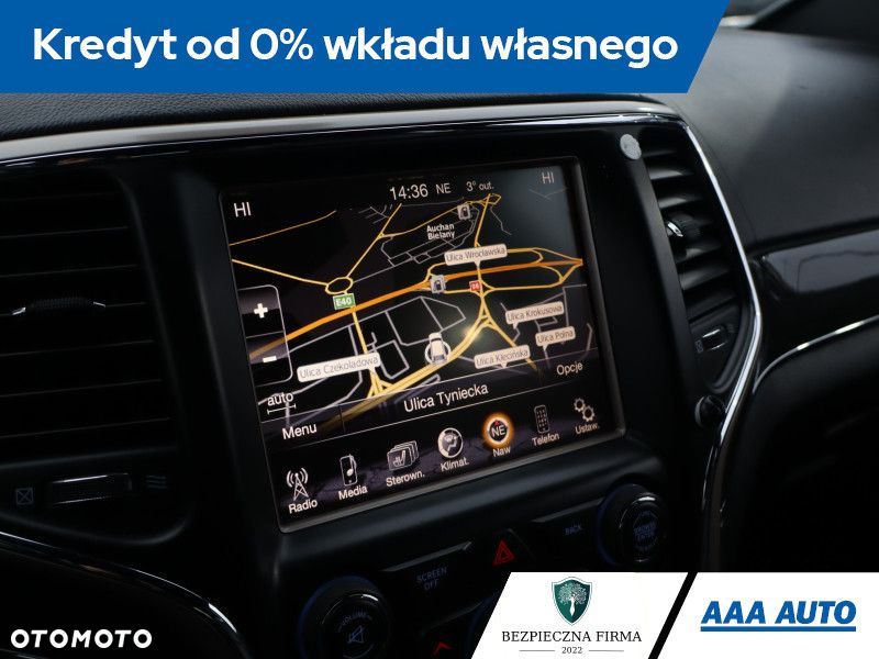 Jeep Grand Cherokee - 13