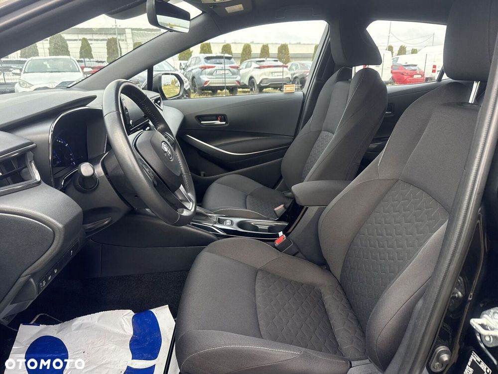 Toyota Corolla 1.8 Hybrid Comfort - 18