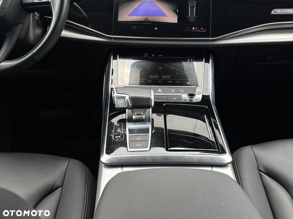 Audi Q8 - 30
