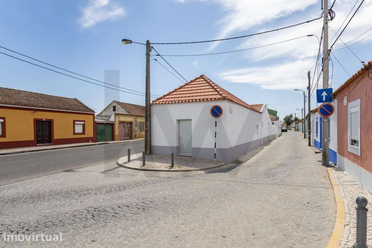 Moradia T3 térrea com quintal em Sarilhos Grandes, Montijo - Grande imagem: 2/26