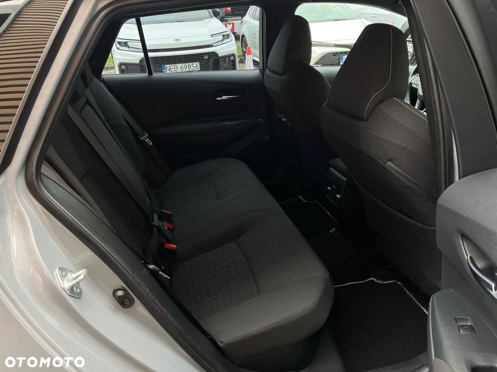 Toyota Corolla 1.8 Hybrid Comfort - 18