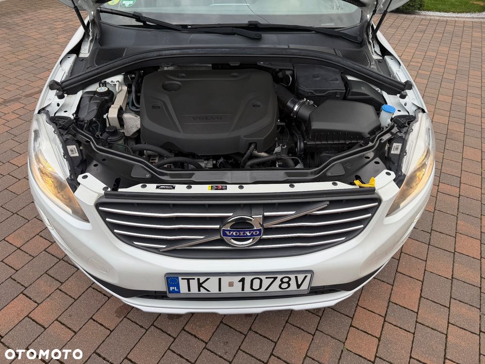 Volvo XC 60 D4 Drive-E Ocean Race - 23