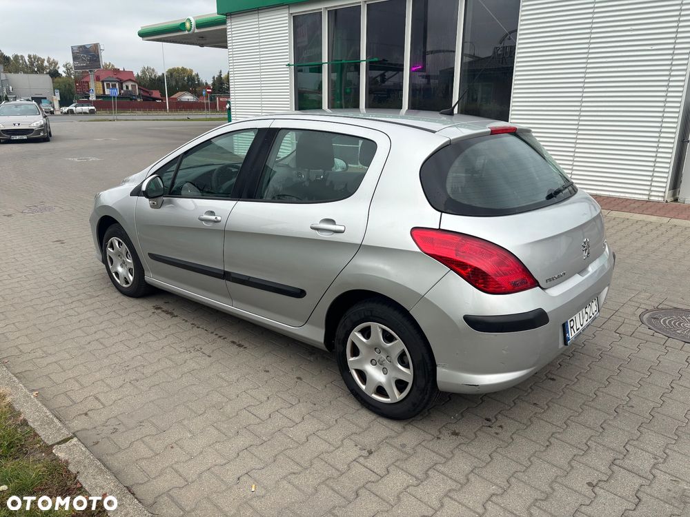 Peugeot 308 2010 photo 5