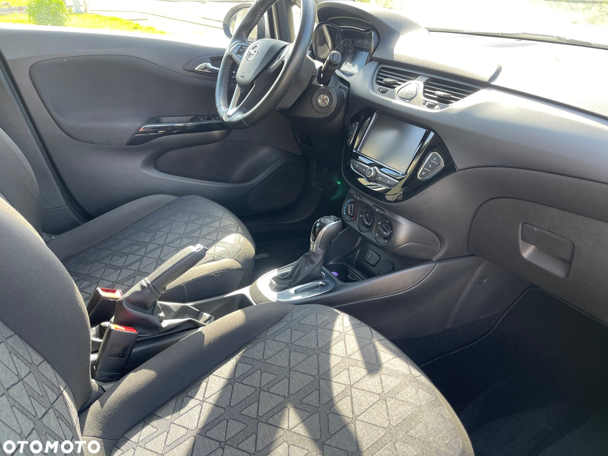 Opel Corsa 1.4 Automatik 120 Jahre - 24