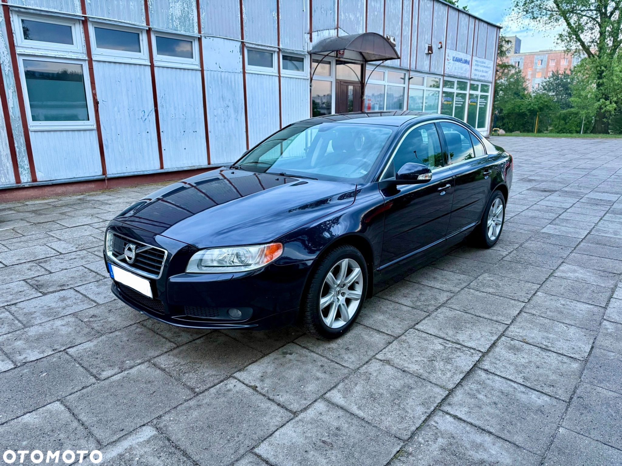 Volvo S80 2.5T Momentum - 1