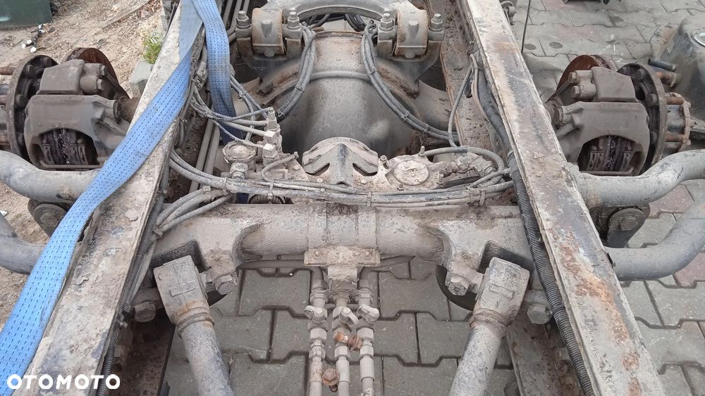 Most tylny MAN TGX TGA TGL TDS 38:14 81350106256 - 1