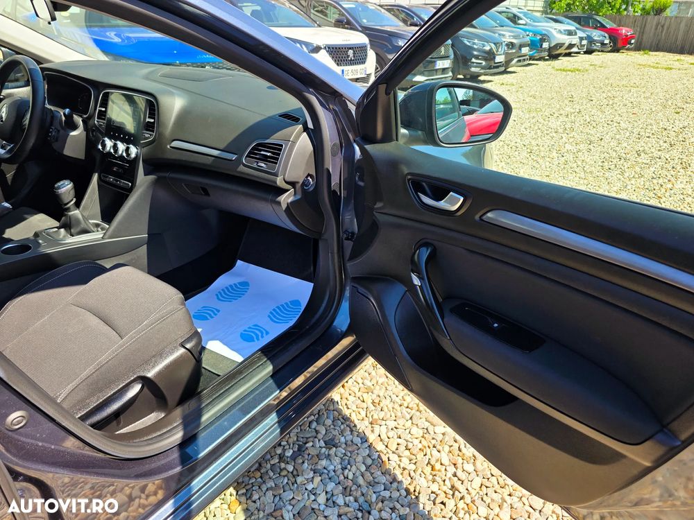 Renault Megane BLUE dCi Limited - 14
