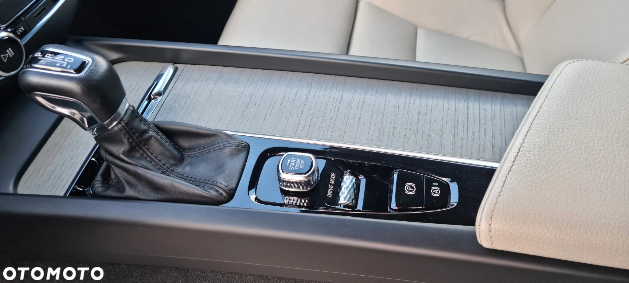 Volvo V60 D4 Geartronic Inscription - 25