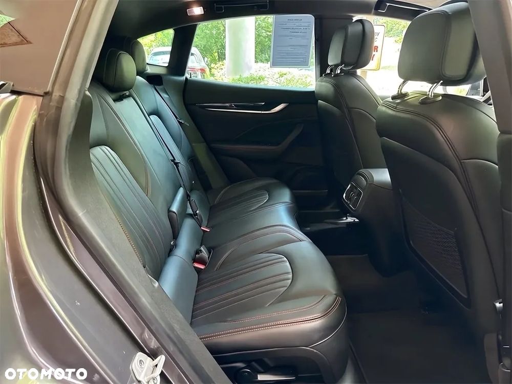 Maserati Levante Q4 - 13