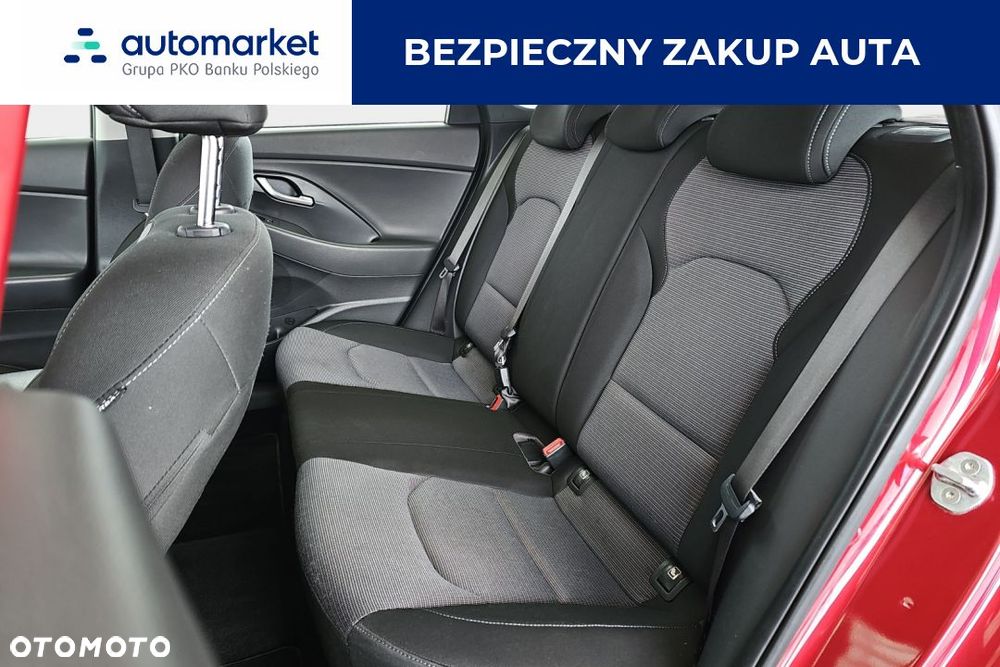 Hyundai i30 1.5 DPI Classic + - 12