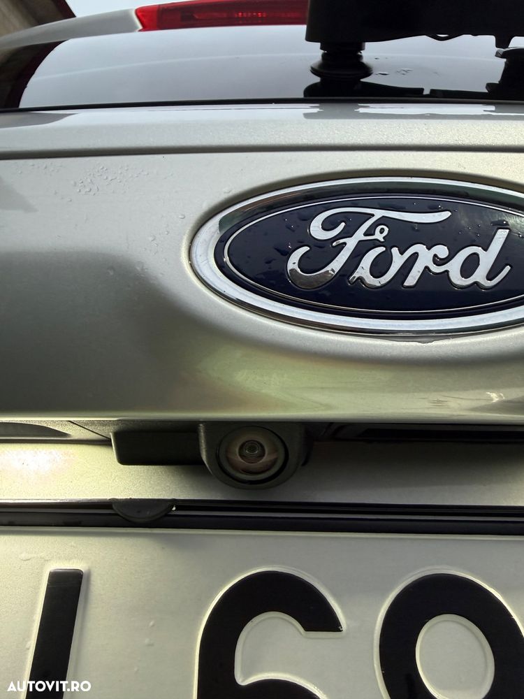 Ford Mondeo 2.0 TDCi Powershift Titanium - 12