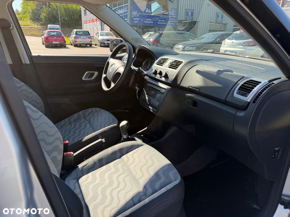 Skoda Fabia 1.4 16V Comfort - 4