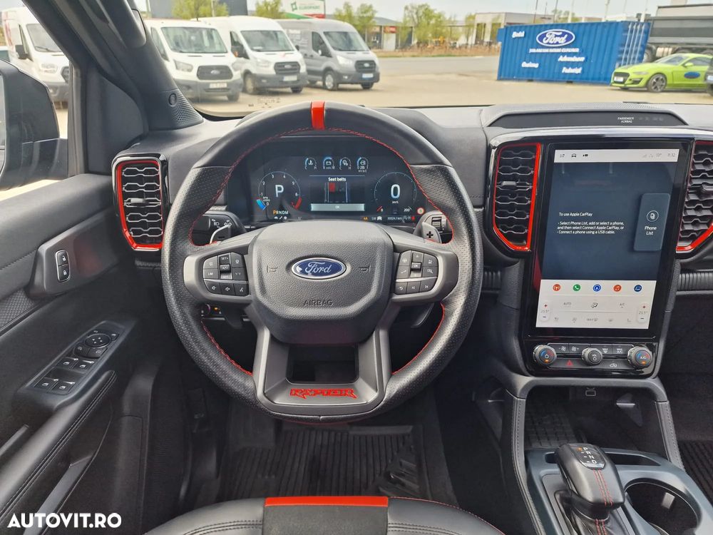 Ford Raptor - 16