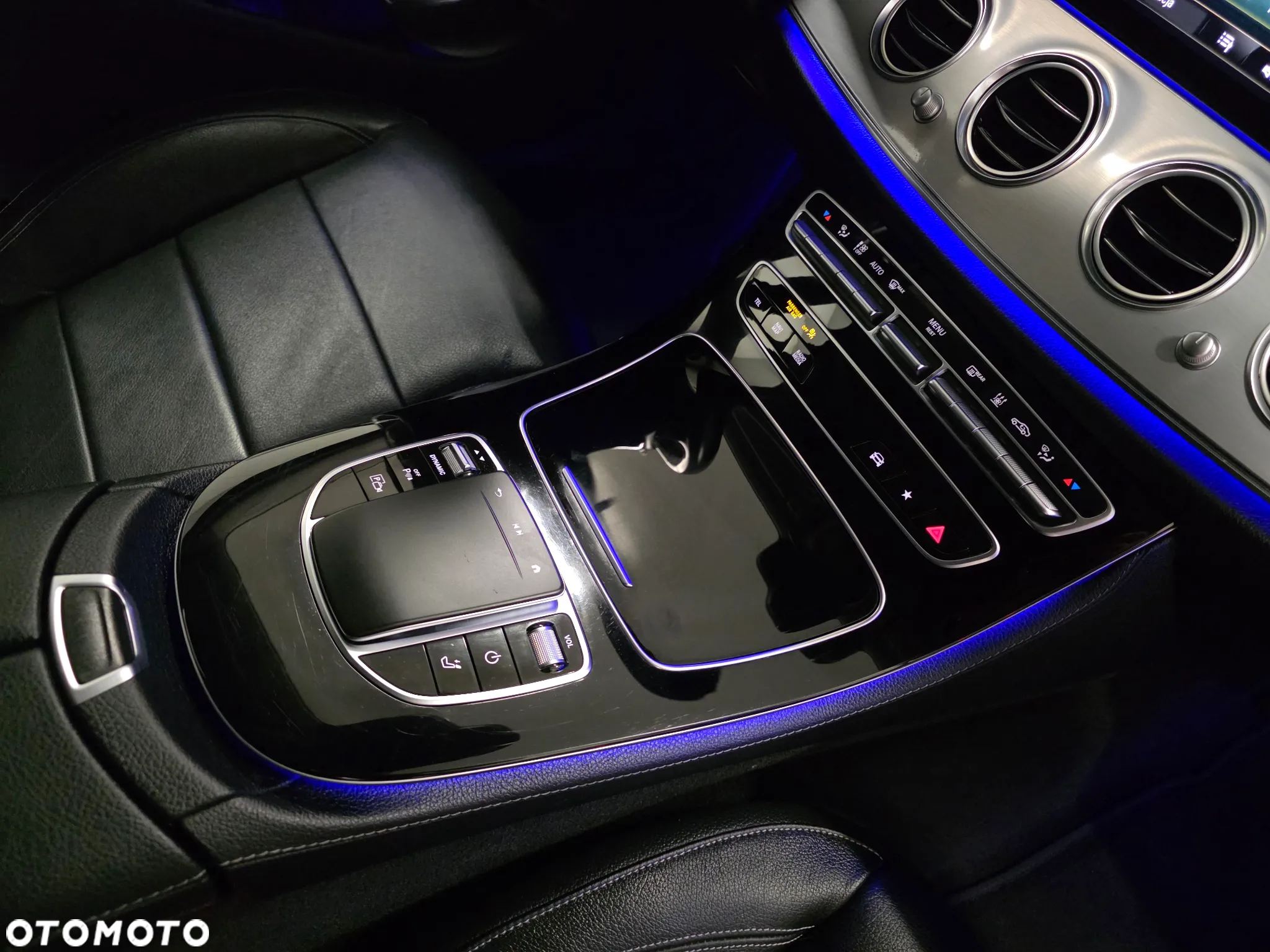 Mercedes-Benz Klasa E 300 de 9G-TRONIC Exclusive - 24