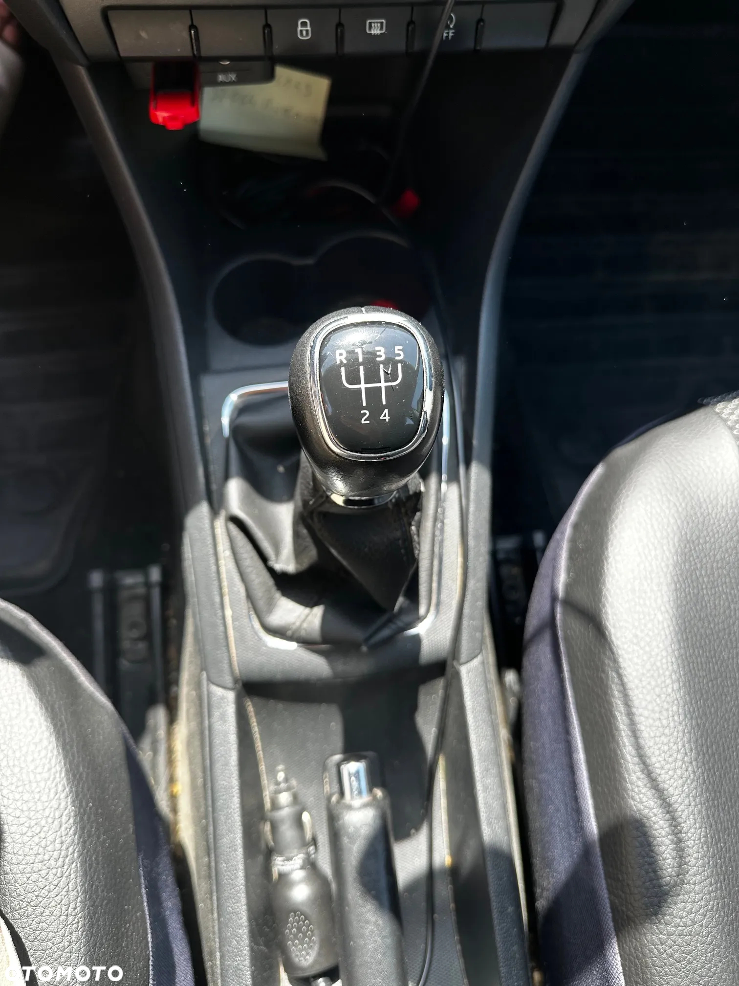 Skoda RAPID 1.2 TSI Ambition - 10