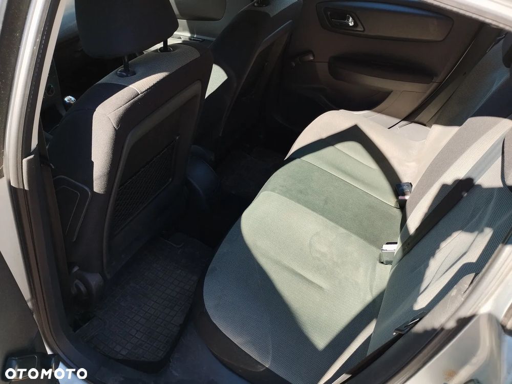 Citroën C4 1.4 16V SX - 6