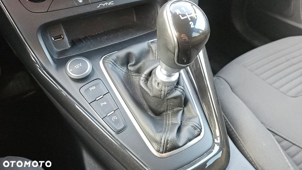 Ford Focus 1.5 EcoBoost STart-Stopp-System Titanium - 18