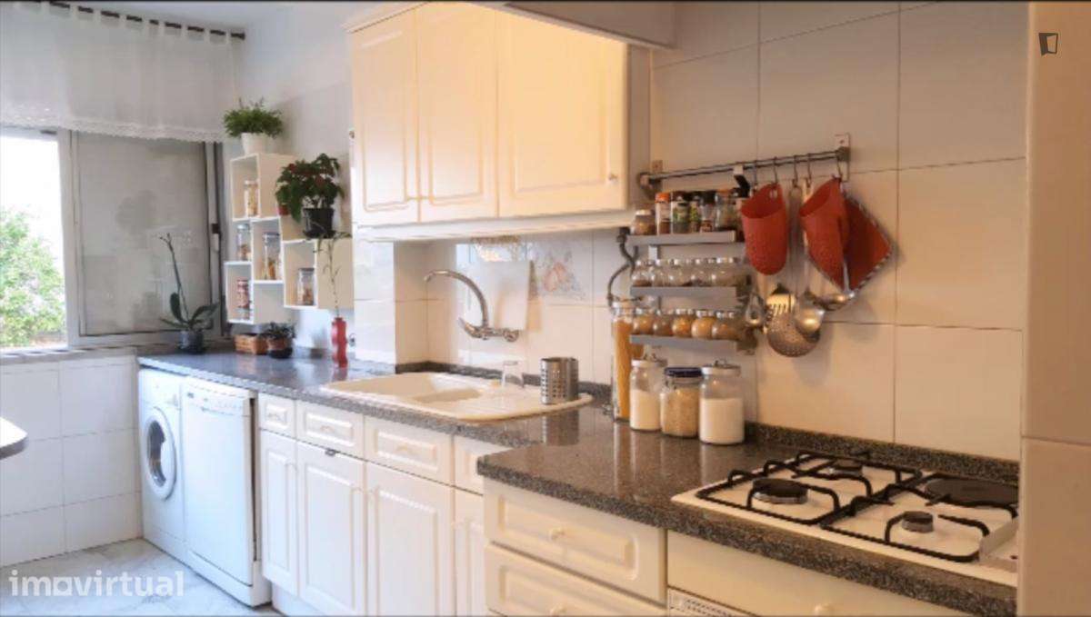 Quarto - localizado em Carcavelos Lisbon - Grande imagem: 2/16