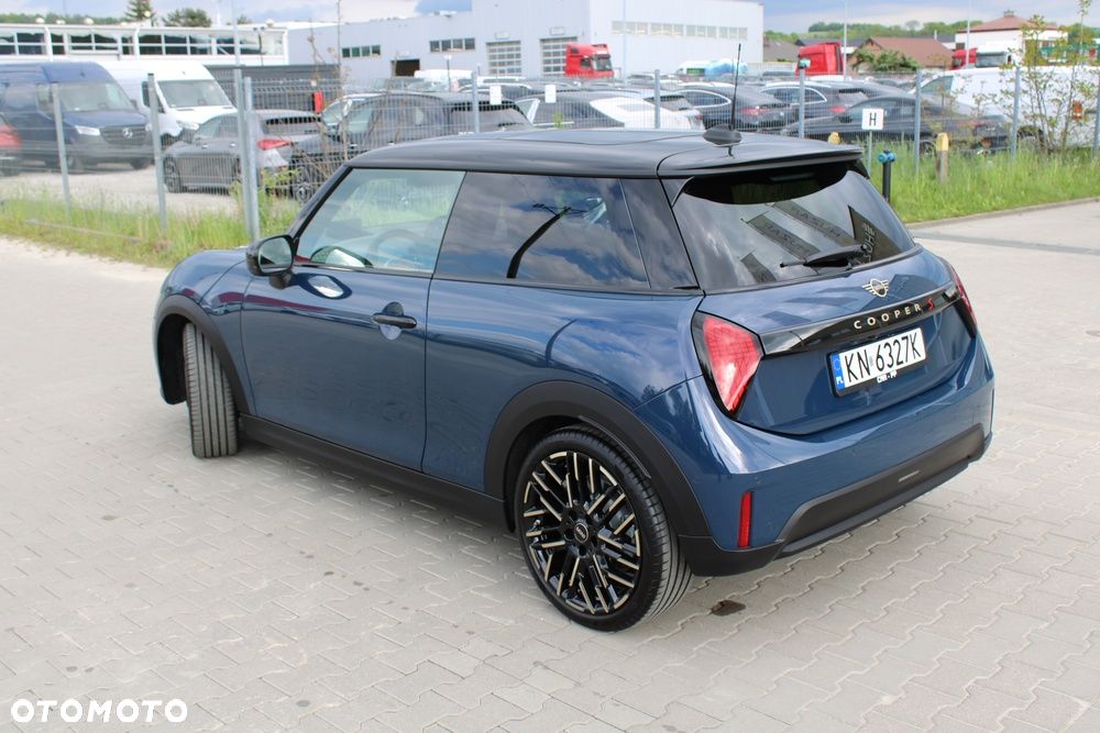MINI Cooper S Favoured Trim - 10