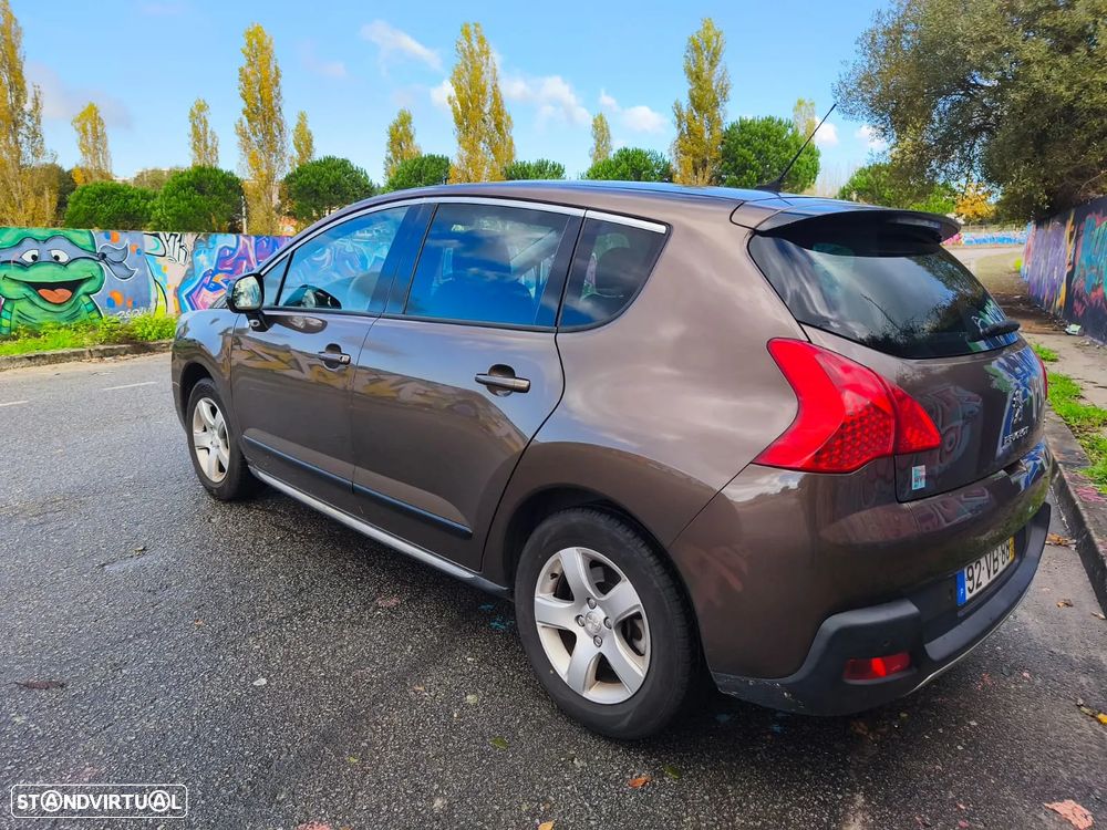 Peugeot 3008 2.0 HDi Hybrid4 - 3