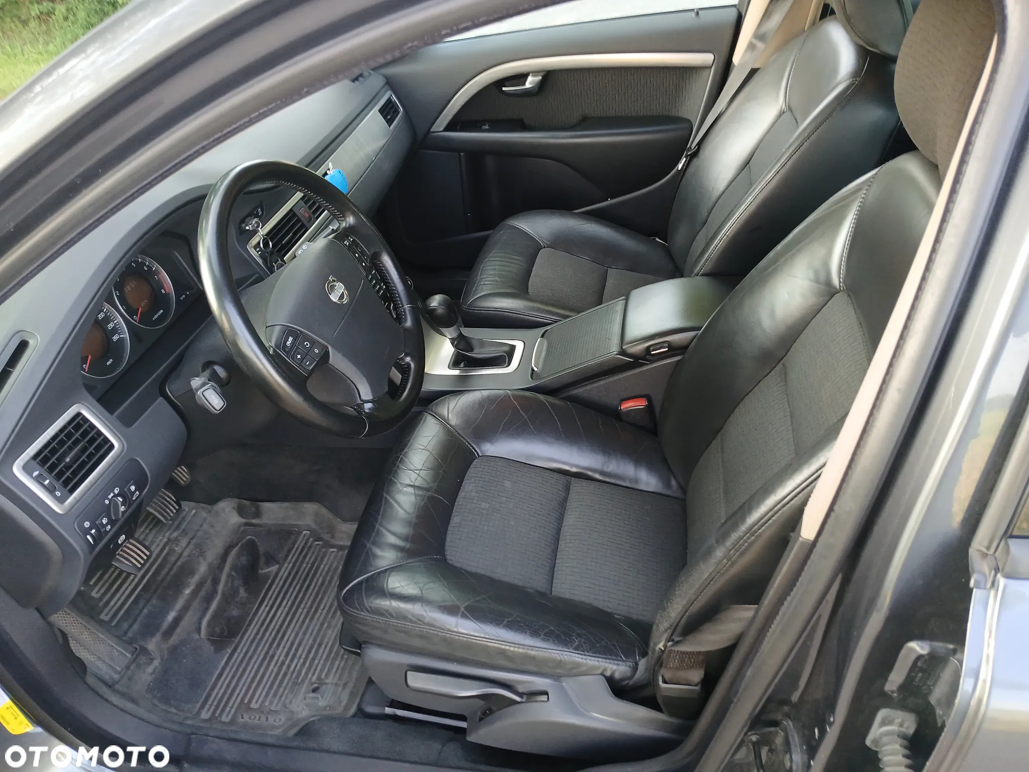 Volvo V70 2.0 Kinetic - 8