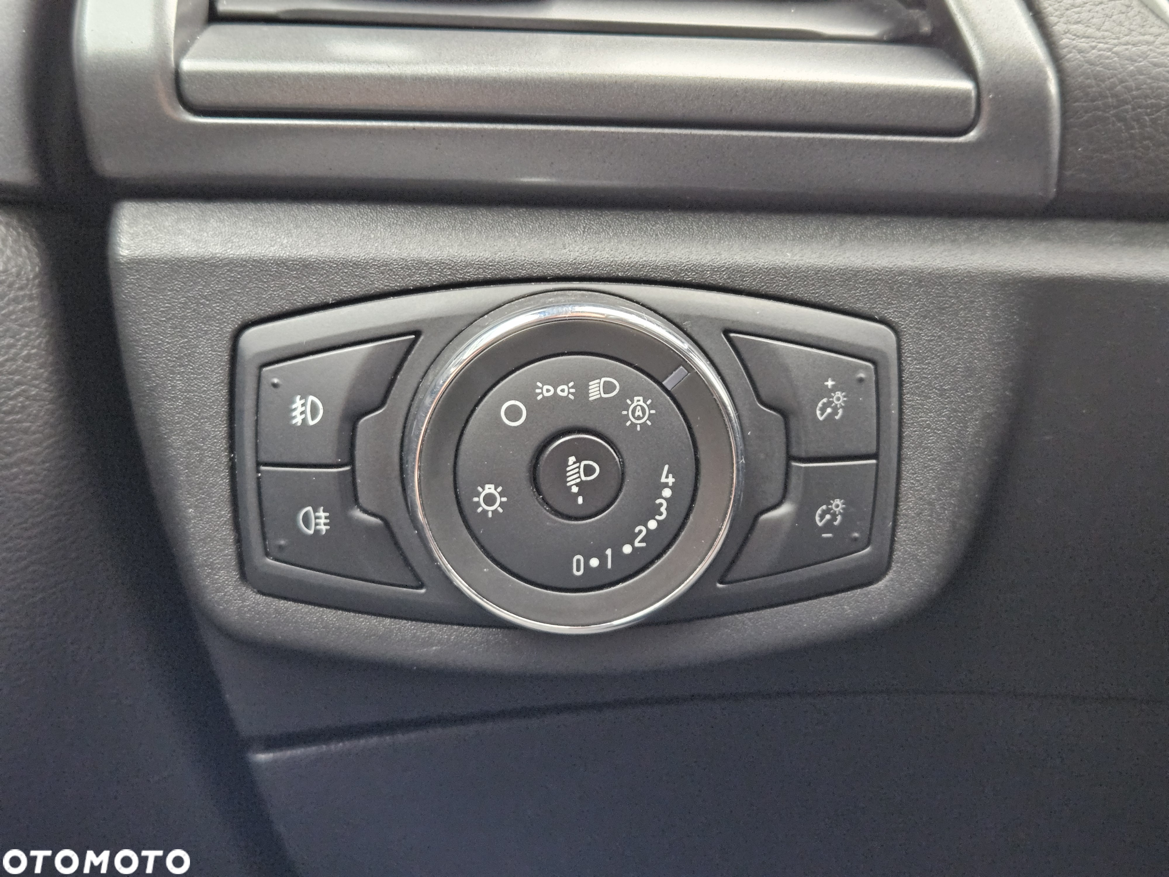 Ford Mondeo 1.5 EcoBoost Titanium - 18