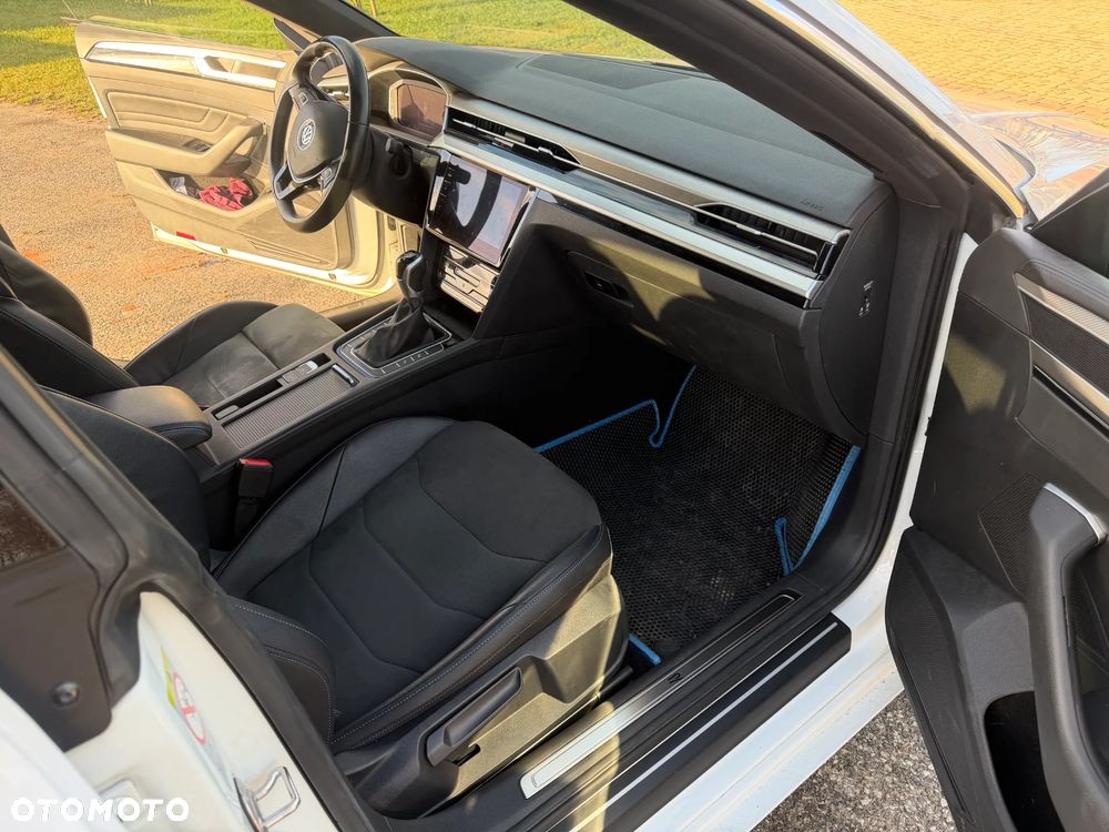Volkswagen Arteon 2.0 TDI SCR R-Line - 21