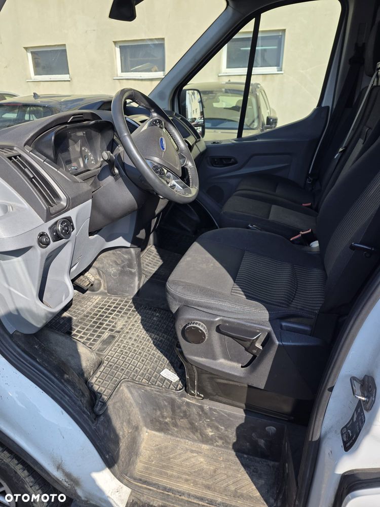 Ford Transit - 6