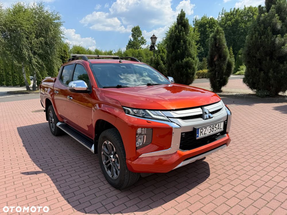 Mitsubishi L200 2.2 d DC Instyle Plus - 2