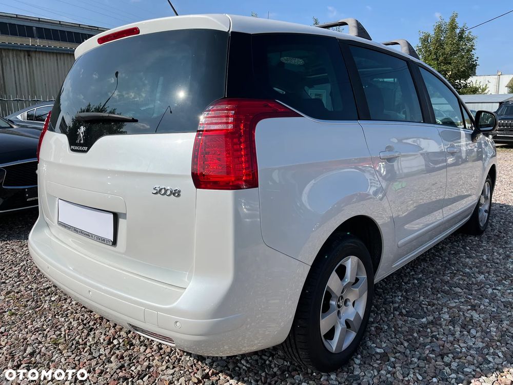 Peugeot 5008 - 6