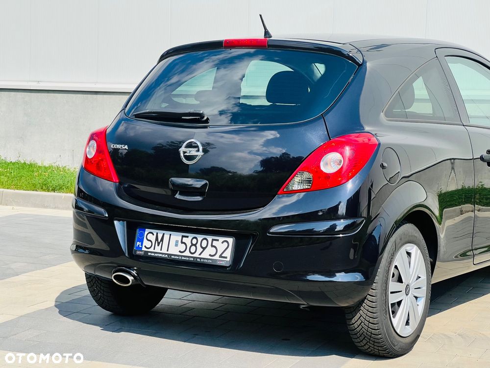 Opel Corsa 1.4 16V Satellite - 21