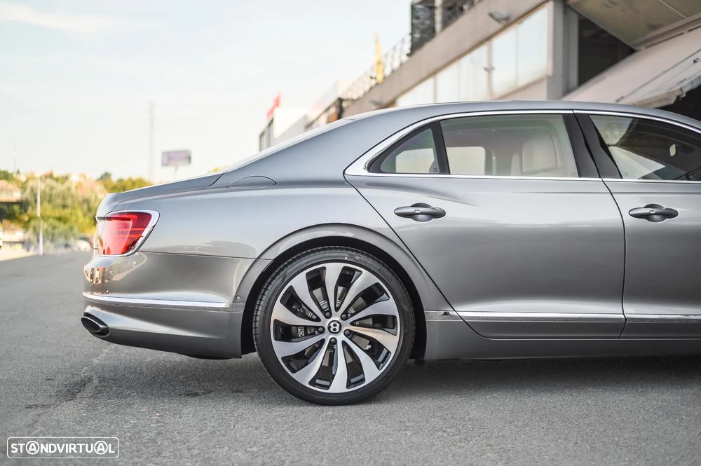 Bentley Flying Spur W12 - 10